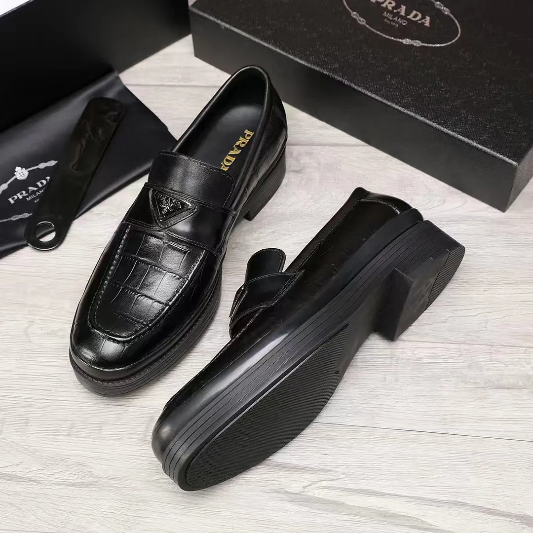 Men's shoes 💰540 💰💰🎩🎩【Prada】Counter 1:1⬆️original reproduction, absolute quality🆗original outsole, high-quality imported rubber, wear-resistant and non-slip, never degummed, upper material: imported first-layer cowhide➕anti-slip foam outsole, official website material, inner material: water-dyed 🐂leather lining, optional! Code number 38-45